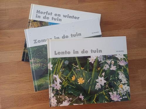 Lente in de tuin, zomer in de tuin, herfst&winter in de tuin, Boeken, Wonen en Tuinieren, Zo goed als nieuw, Ophalen of Verzenden