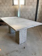 Natuursteen tafel, in goede staat!!!, Tuin en Terras, Ophalen, Gebruikt