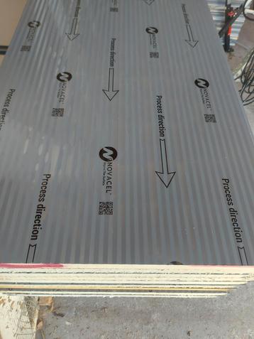 Muisgrijs sandwichpanelen  beschikbaar voor biedingen