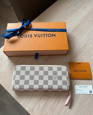 Louis Vuitton, Enlèvement, Neuf