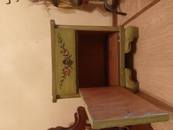 Petite table de chevet, Antiquités & Art, Enlèvement