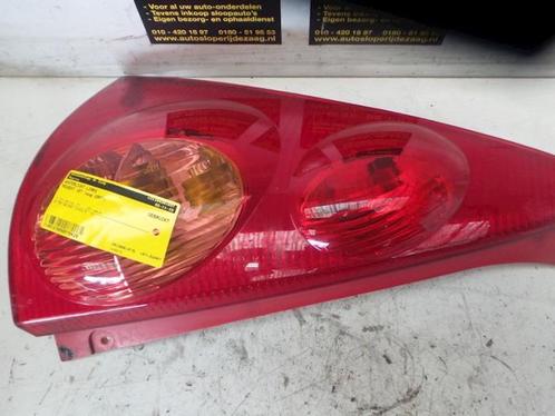 Achterlicht links van een Peugeot 107, Auto-onderdelen, Verlichting, Peugeot, Gebruikt, 3 maanden garantie, Ophalen of Verzenden