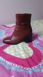 Korte laarzen bruin, merk Tamaris, Bruin, Lage of Enkellaarzen, Nieuw, Ophalen