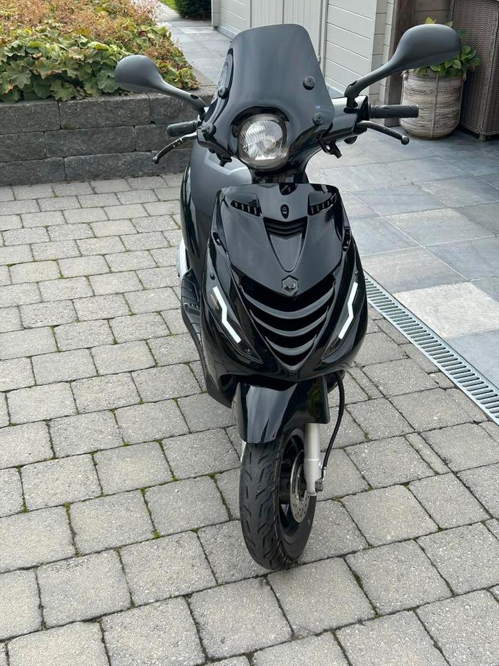 Zip 2takt 2003(A klasse), Fietsen en Brommers, Scooters | Piaggio, Zo goed als nieuw, Zip, Ophalen