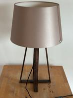 Beige staanlamp met metalen onderstel, perfecte staat, Huis en Inrichting, Lampen | Lampenkappen, Ophalen, Beige