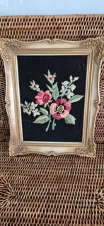 2 vintage borduurwerk/handwerk in kader, Antiek en Kunst, Ophalen
