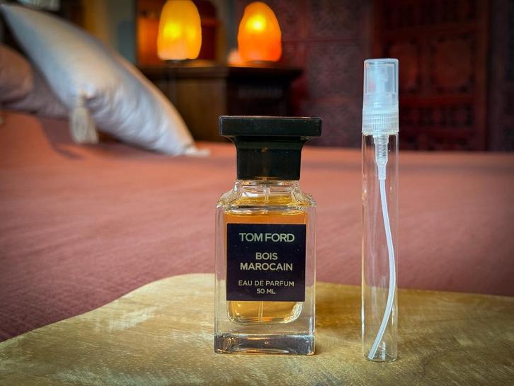 Tom Ford - Bois Marocain sample/decant, Handtassen en Accessoires, Uiterlijk | Parfum, Zo goed als nieuw, Ophalen of Verzenden