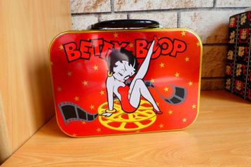 Betty Boop Tin Tote Lunchbox 2002 beschikbaar voor biedingen
