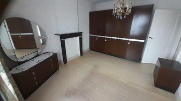 Vintage slaapkamer kasten beschikbaar voor biedingen