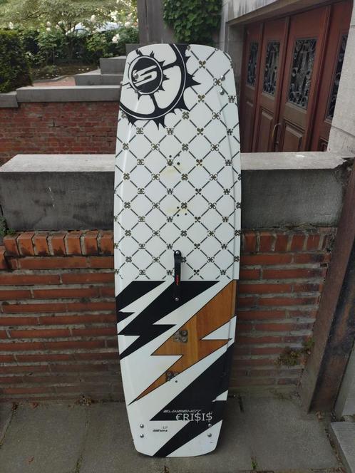 Slingshot crisis 137 cm, Watersport en Boten, Kitesurfen, Gebruikt, Kiteboard, Twintip, Ophalen