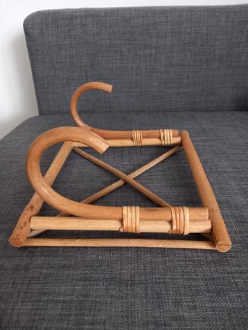 Bamboo kapstok. beschikbaar voor biedingen