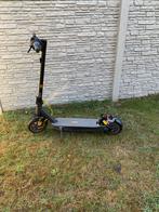 Ninebot g30 max met sharkset (vering), Fietsen en Brommers, Ophalen, Zo goed als nieuw