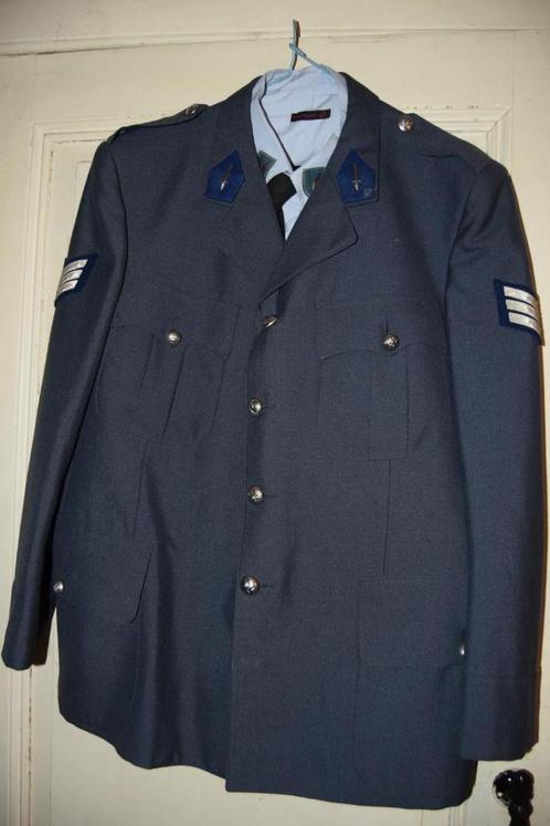 Politie-uniform. belgië, Verzamelen, Militaria | Algemeen, Overige soorten, Kleding of Schoenen, Ophalen of Verzenden