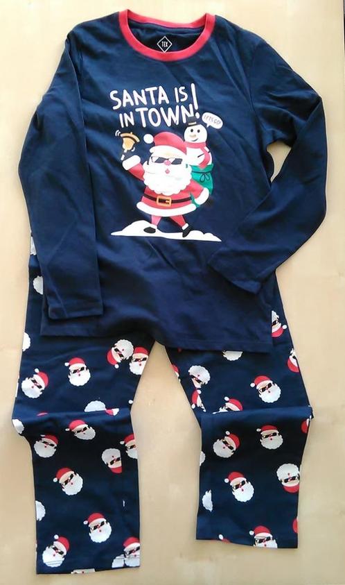 Mooie donkerblauwe kerstpyjama, maat 7-8 jaar (122/128) (nie, Kinderen en Baby's, Kinderkleding | Maat 122, Nieuw, Jongen of Meisje