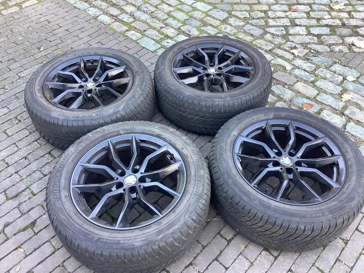 BMW orig. velgen en winterbanden voor X5 (G05) X6 (G06), Auto-onderdelen, Banden en Velgen, Velg(en), Winterbanden, 19 inch, 265 mm