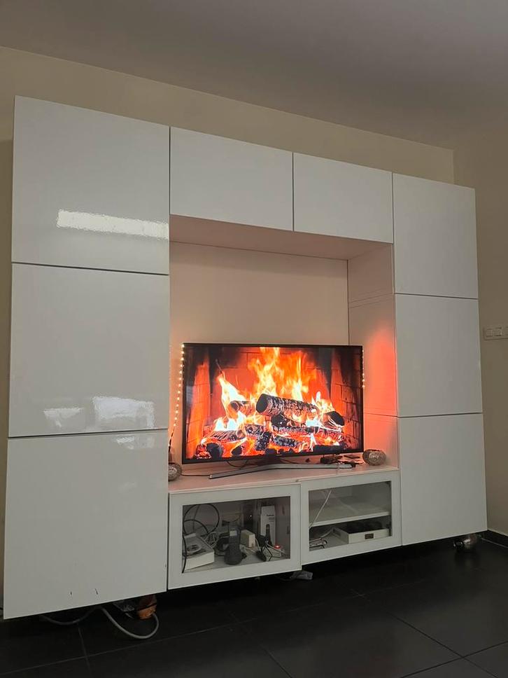 Moderne Witte Wandkast, Huis en Inrichting, Haarden, Zo goed als nieuw, Ophalen