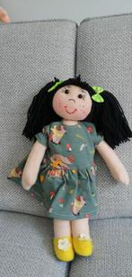 Handgemaakte Poppen, Ophalen