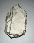 Dolomitisch marmer met pyriet-insluitsels - 666gram, Verzamelen, Ophalen of Verzenden, Mineraal