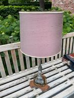 Lampadaire, Ophalen