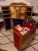 Combinaison magasin et théâtre de marionnettes, Enlèvement, Utilisé