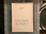 Madame Butterfly, Boeken, Romans, Ophalen