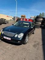 Mercedes e220d manueel, Auto's, Mercedes-Benz, Achterwielaandrijving, Beige, 4 cilinders, Blauw