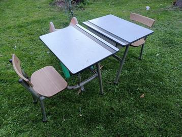 Banc d'école  disponible aux enchères