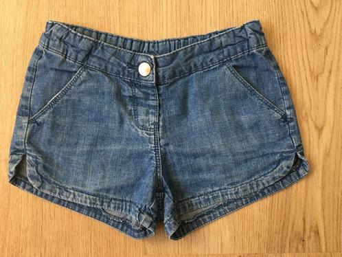C&A, short (jeans) maat 122 - 128, Kinderen en Baby's, Kinderkleding | Maat 122, Meisje, Broek, Ophalen of Verzenden