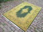 Beau Tapis Rétro - 205x140, Maison & Meubles, Ameublement | Tapis & Moquettes, Utilisé, Enlèvement ou Envoi