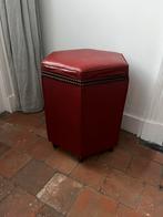 ORIGINELE VINTAGE POEF KRUK IN FAUX LEDER ROOD OPBERGEN, Enlèvement ou Envoi, Utilisé, Autres formes, Autres matériaux
