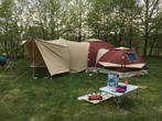 Karsten Tent (280) met kleine zijtent (200) - bordeaux rood, Ophalen, Gebruikt, Tot en met 6