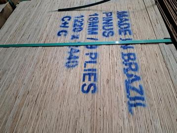 ellioti pine 122x244x18mm prijs 32 euro per stuk op is op be beschikbaar voor biedingen