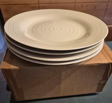 Grote borden - 16 stuks - diameter 32cm beschikbaar voor biedingen