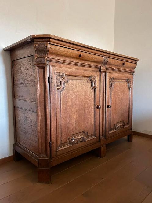Eikenhouten buffetkast - 18e E, Antiek en Kunst, Antiek | Meubels | Kasten, Ophalen