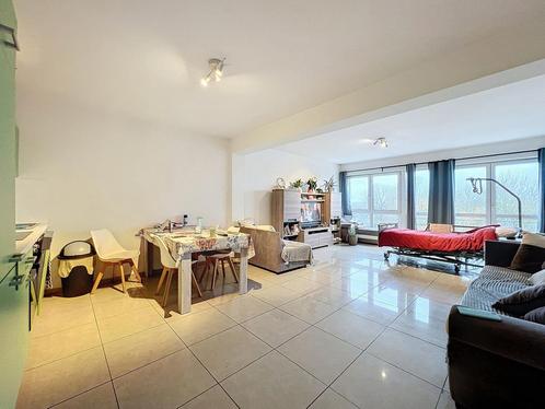 Appartement à vendre à Quievrain, 2 chambres, Immo, Huizen en Appartementen te koop, Appartement