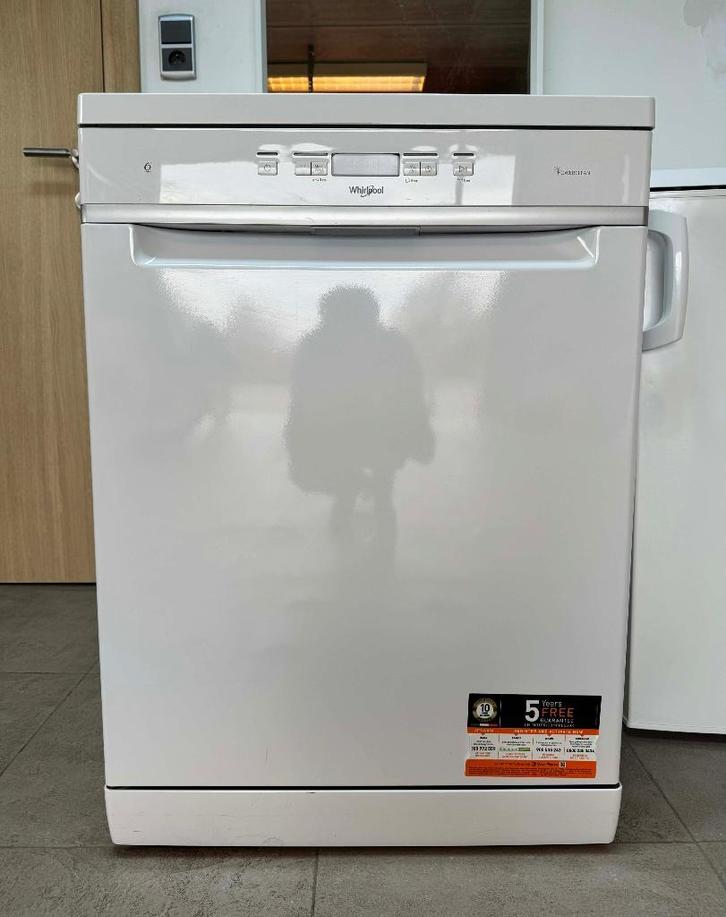 Whirlpool Vaatwasser (6th Sense & NaturalDry), Elektronische apparatuur, Vaatwasmachines, Zo goed als nieuw, Vrijstaand, 85 tot 90 cm