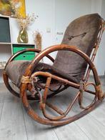 Antieke houten schommelstoel, Antiek en Kunst, Ophalen