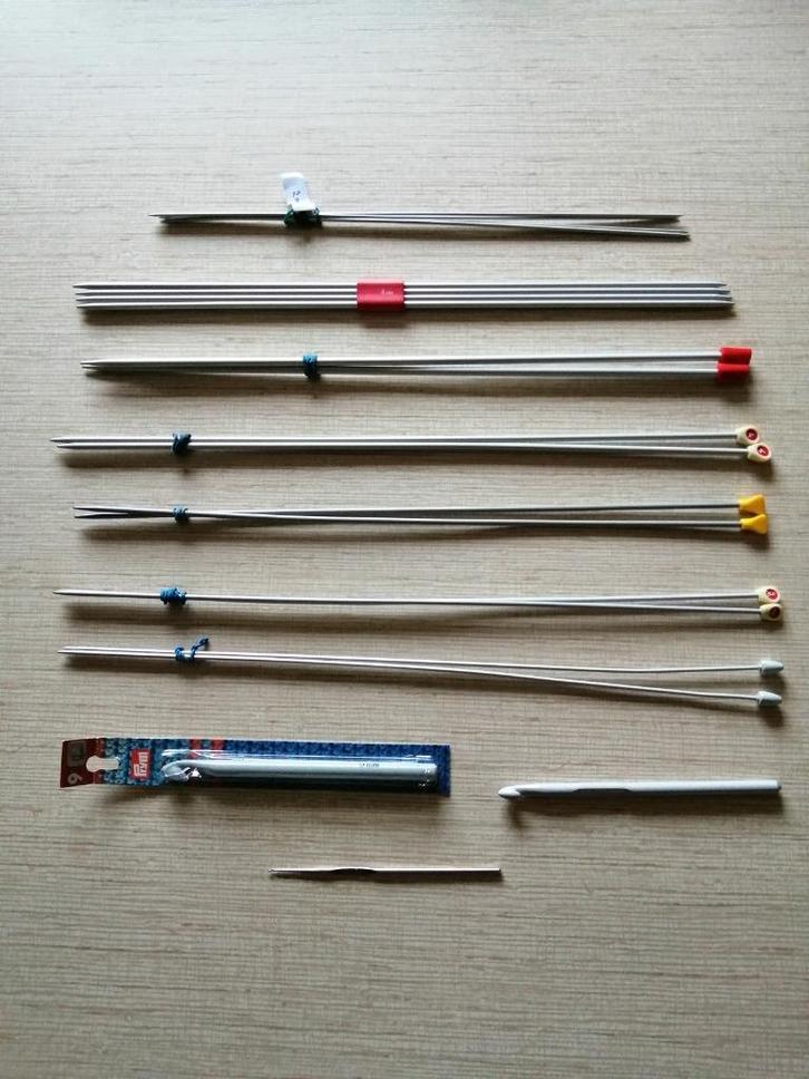 verschillende sets breinaalden en haakpennen, Hobby en Vrije tijd, Breien en Haken, Gebruikt, Breien of Haken, Naald, Ophalen of Verzenden