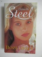 danielle steel....boze opzet, Ophalen of Verzenden, Zo goed als nieuw