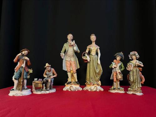 Mooie zeldzame biscuit beeldjes, Antiek en Kunst, Antiek | Religieuze voorwerpen, Ophalen