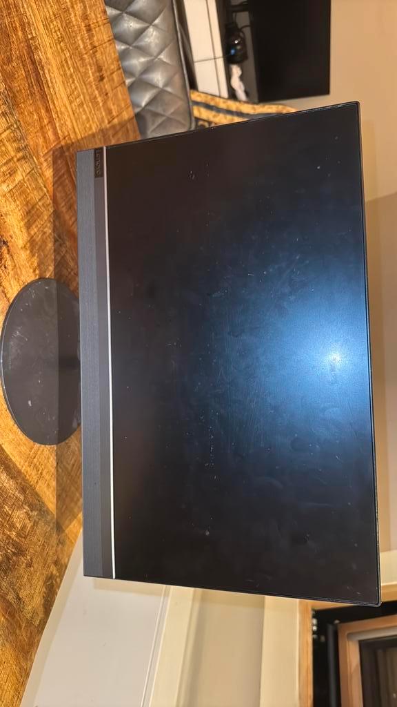 Lenovo IdeaCentre i5 8th Gen – 16 GB – scherm stuk HDMI, Computers en Software, Monitoren, Gebruikt, 60 Hz of minder, HDMI, LED