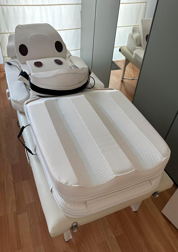 Massagetafel met andulatiematras HHP, Sport en Fitness, Massageproducten, Zo goed als nieuw, Massagetafel, Ophalen