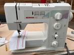 Bernina 1011 zeer nette naaimachine, Hobby & Loisirs créatifs, Machines à coudre & Accessoires, Comme neuf, Machine à coudre, Enlèvement ou Envoi