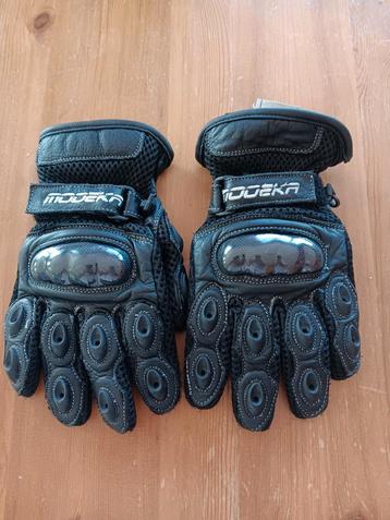Motorhandschoenen voor kinderen beschikbaar voor biedingen