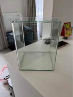 kleine Aquarium met bovendeksel, Ophalen, Zo goed als nieuw