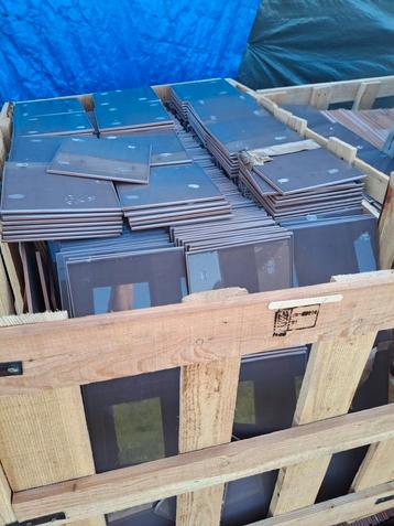 Tegels 20 x 20 beschikbaar voor biedingen