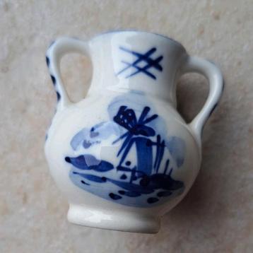 Mini vaasje Delfts blauw     GERESERVEERD  🧿 beschikbaar voor biedingen