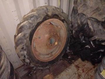 Fordson dexta beschikbaar voor biedingen