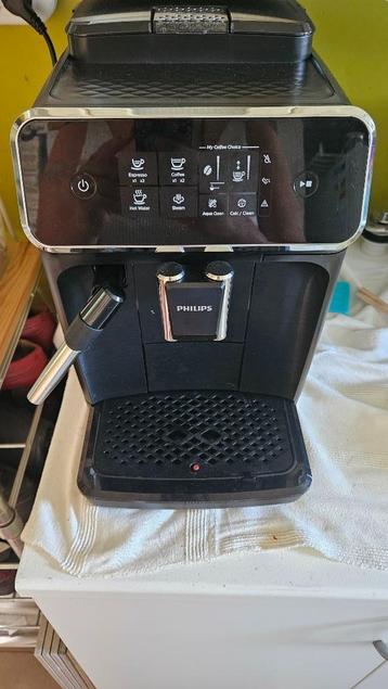 PHILIPS Espressomachine Series 2200 (EP2200/10) - Feb/2025 beschikbaar voor biedingen