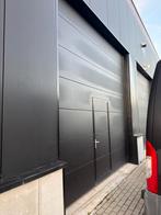 Industriële sectionaalpoort met toegangsdeur, Doe-het-zelf en Bouw, Ophalen, Zo goed als nieuw